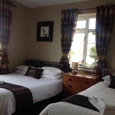 The Hollies Guest House Solihull Dış mekan fotoğraf